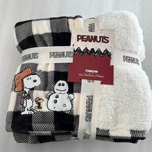🆕 Peanuts Snoopy Plush Oversized Throw Blanket Woodstock Black/Cream 50”x70”